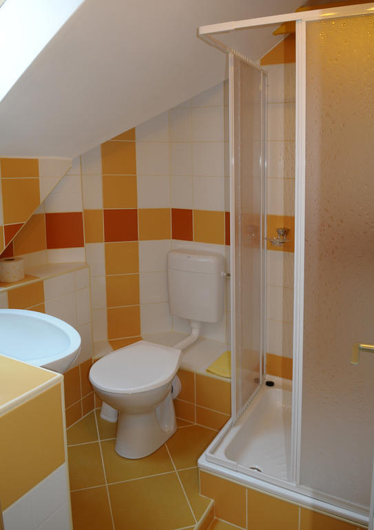 4 Evszak Apartman Gyula Room photo